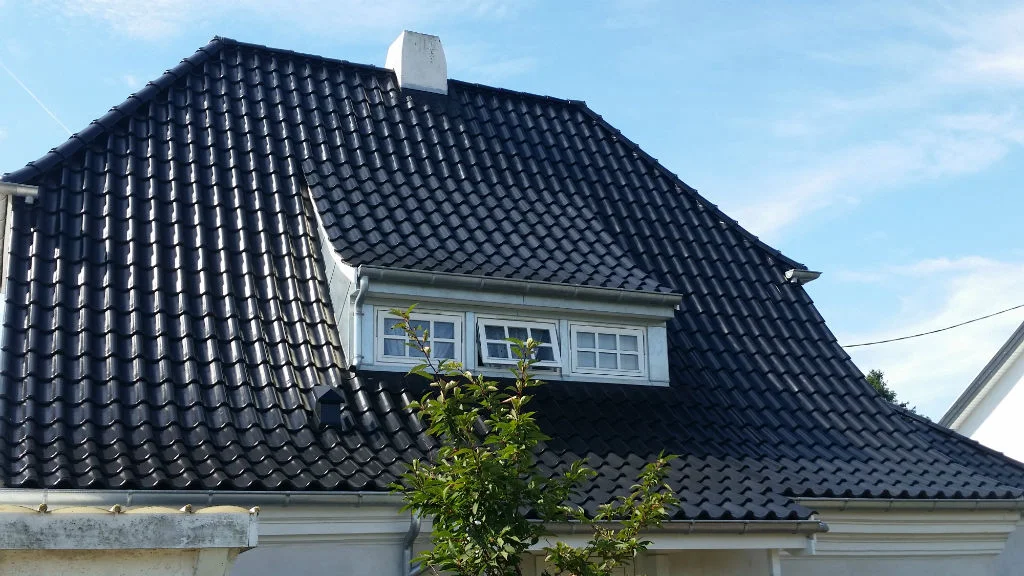 Tegltag Pris, holdbarhed og bedste valg i 2025